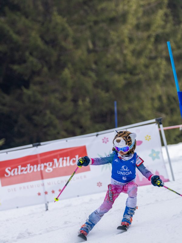 25.02.2024, Semmering, AUT, SalzburgMilch Kids Cup, Semmering 2024, im Bild Teilnehmer // during the SalzburgMilch Kids Cup in Semmering, Austria on 2024/02/25. EXPA Pictures © 2024, PhotoCredit: EXPA/ Dominik Angerer